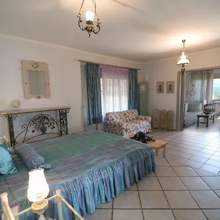Penthouse By The Sea * Diakopto